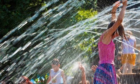 Paano malalampasan ang init sa isang kulong lungsod?